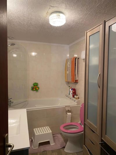 Image No.7-5 Bed House for sale