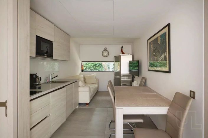 Image No.15-9 Bed House for sale