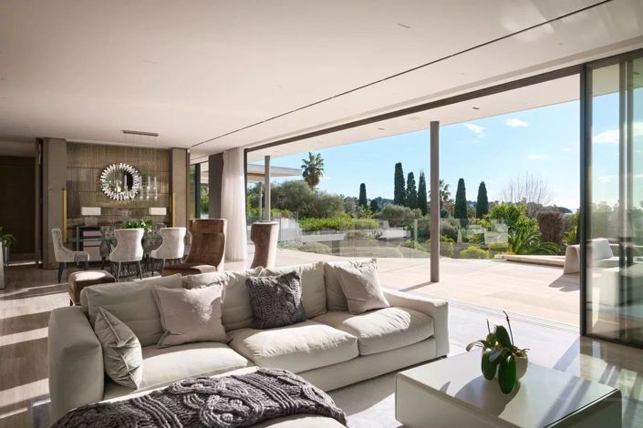 Image No.6-9 Bed House for sale