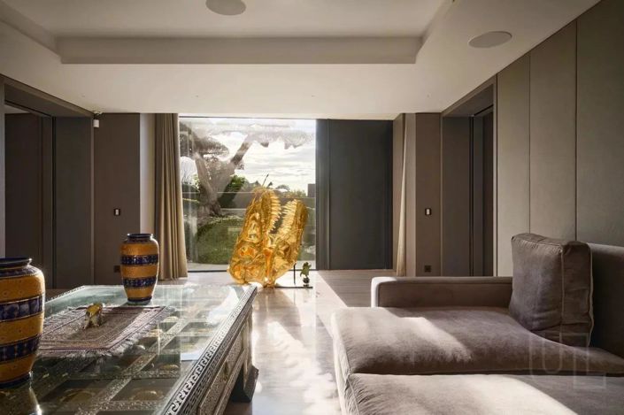 Image No.7-9 Bed House for sale