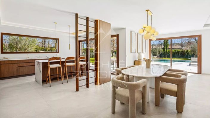 Image No.3-Maison de 4 chambres à vendre à Fayence