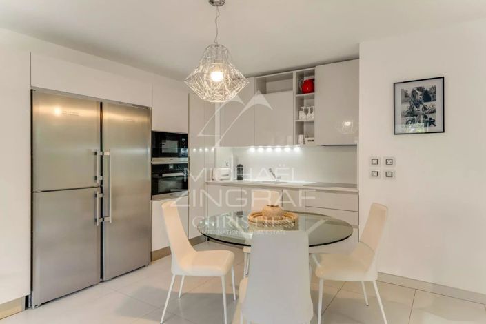 Image No.4-Appartement de 2 chambres à vendre à Saint-Tropez