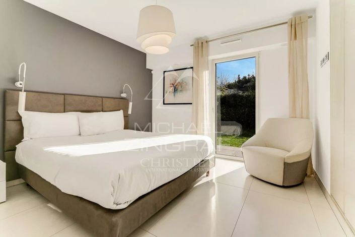 Image No.5-Appartement de 2 chambres à vendre à Saint-Tropez