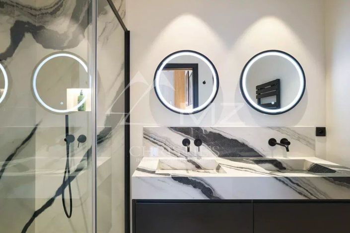 Image No.14-3 Bed Apartment for sale