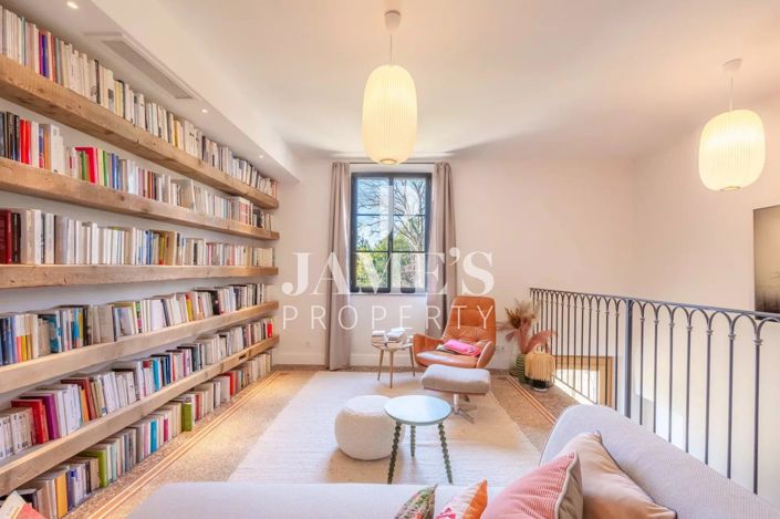 Image No.13-5 Bed House for sale