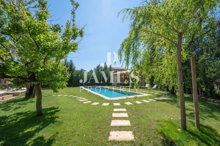 Image No.16-5 Bed House for sale