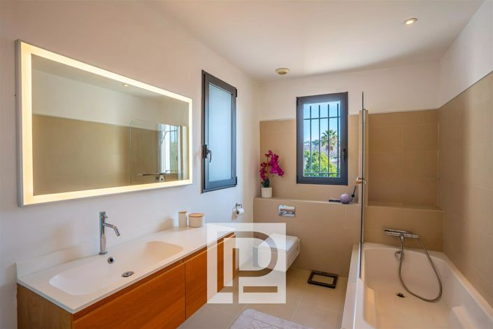 Image No.19-Maison de 6 chambres à vendre à Mougins