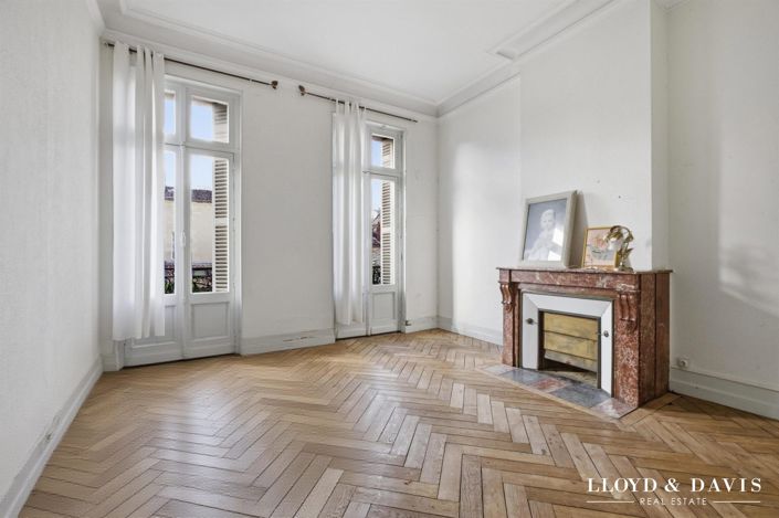 Image No.14-9 Bed House for sale