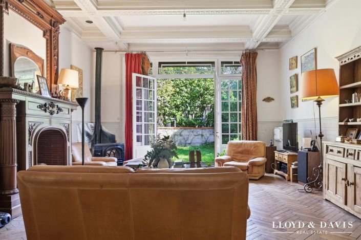 Image No.2-9 Bed House for sale