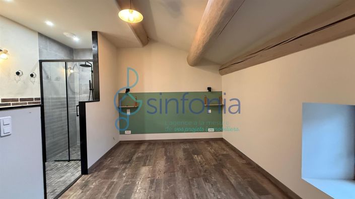 Image No.6-Maison de 6 chambres à vendre à Pouzilhac