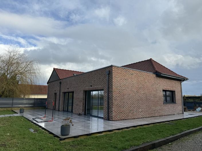 Image No.16-4 Bed House for sale