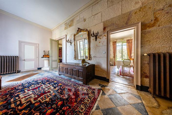 Image No.5-15 Bed Property for sale