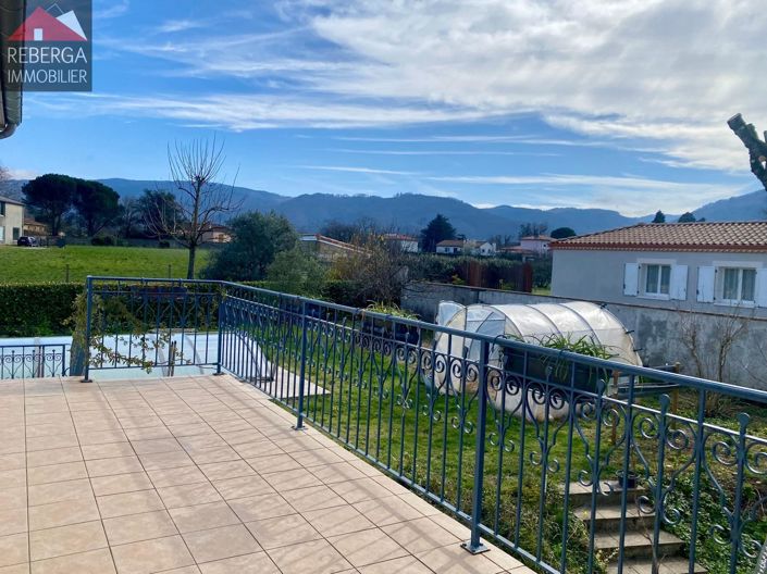 Image No.19-3 Bed House for sale