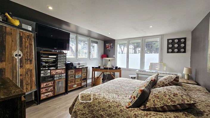 Image No.12-3 Bed Apartment for sale