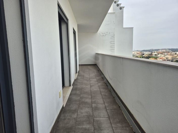 Image No.22-4 Bed Apartment for sale