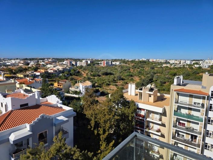 Image No.24-4 Bed Apartment for sale