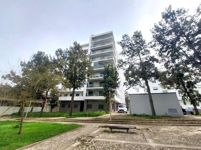 Image No.30-4 Bed Apartment for sale