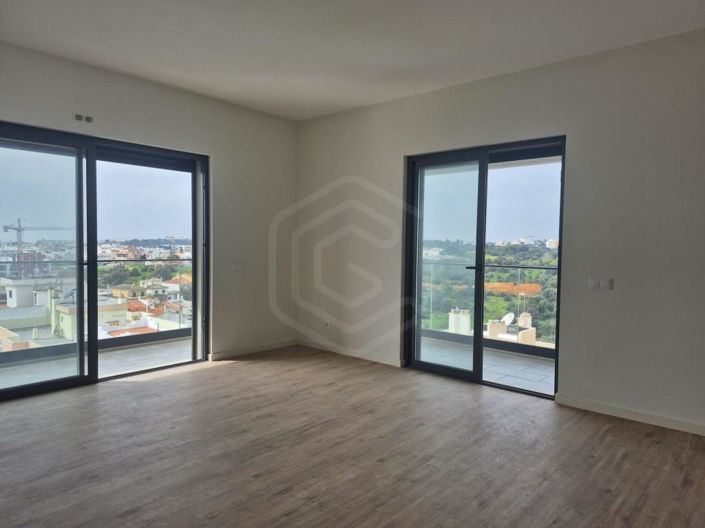 Image No.9-4 Bed Apartment for sale