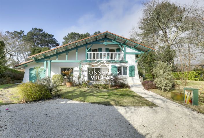 Image No.8-4 Bed House for sale