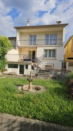 1 - Monsempron-Libos, House