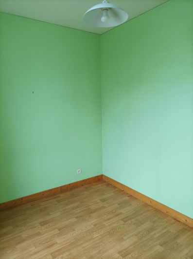 Image No.6-3 Bed House for sale