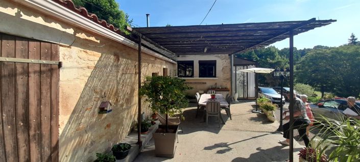 Image No.23-6 Bed House for sale