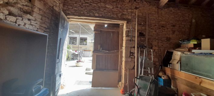 Image No.29-6 Bed House for sale