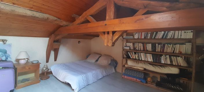 Image No.36-6 Bed House for sale