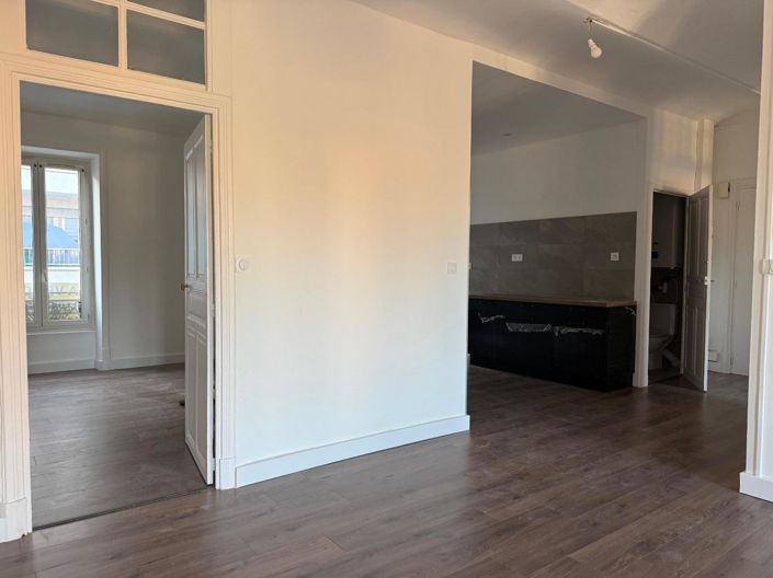 Image No.4-Appartement de 2 chambres à vendre à Aubenas