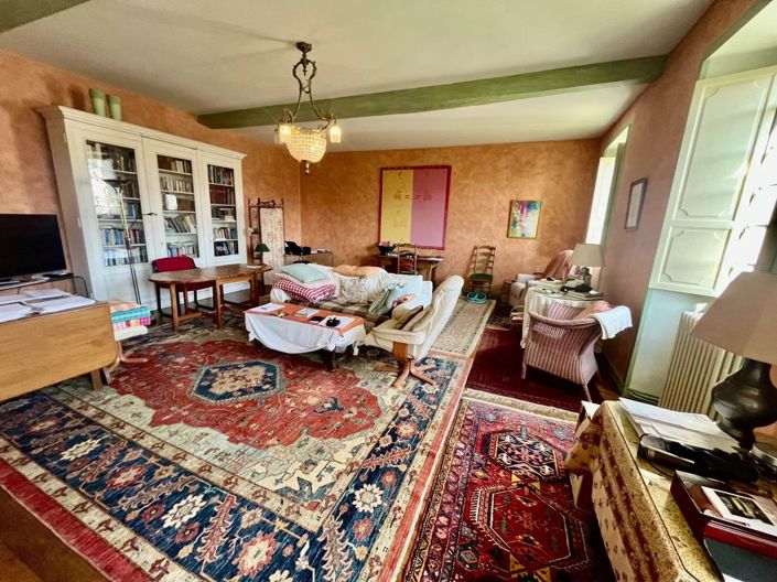 Image No.19-6 Bed House for sale