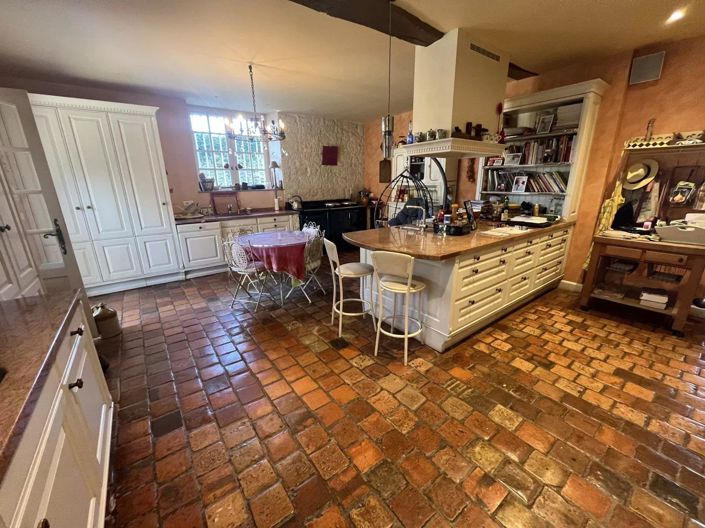 Image No.4-6 Bed House for sale