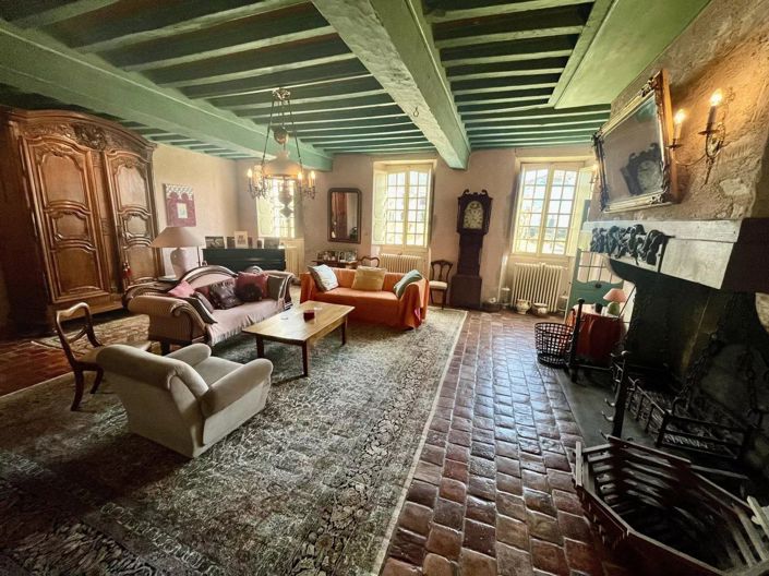 Image No.5-6 Bed House for sale