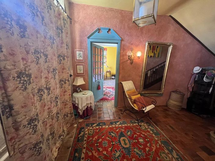 Image No.7-6 Bed House for sale