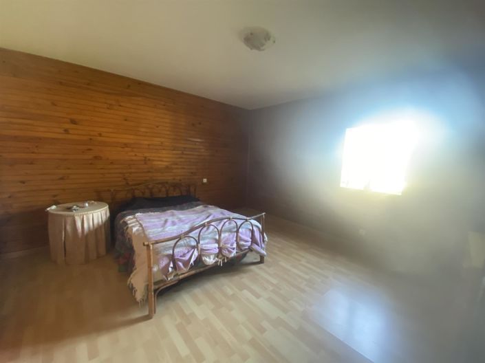 Image No.32-10 Bed House for sale