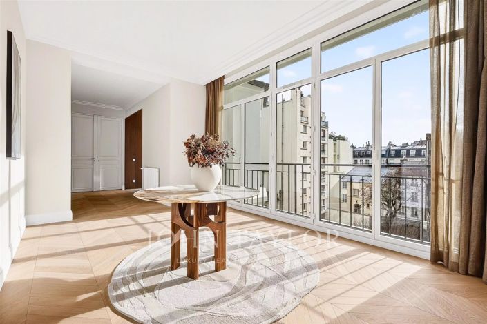 Image No.32-4 Bed Apartment for sale