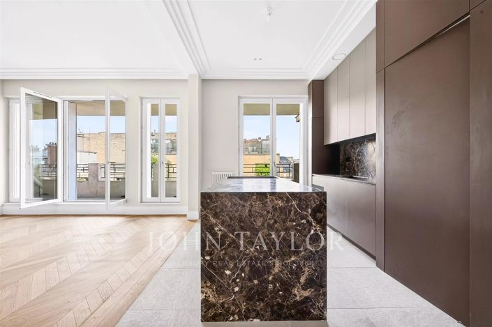 Image No.25-4 Bed Apartment for sale