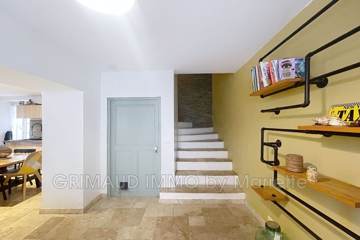 Image No.3-Maison de 4 chambres à vendre à La Garde-Freinet