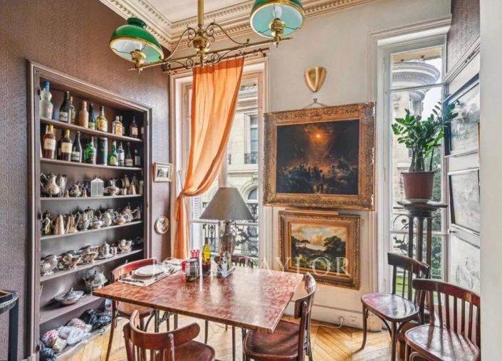 Image No.9-5 Bed Apartment for sale