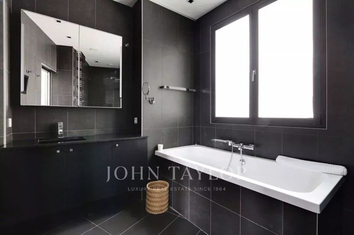 Image No.12-4 Bed Apartment for sale