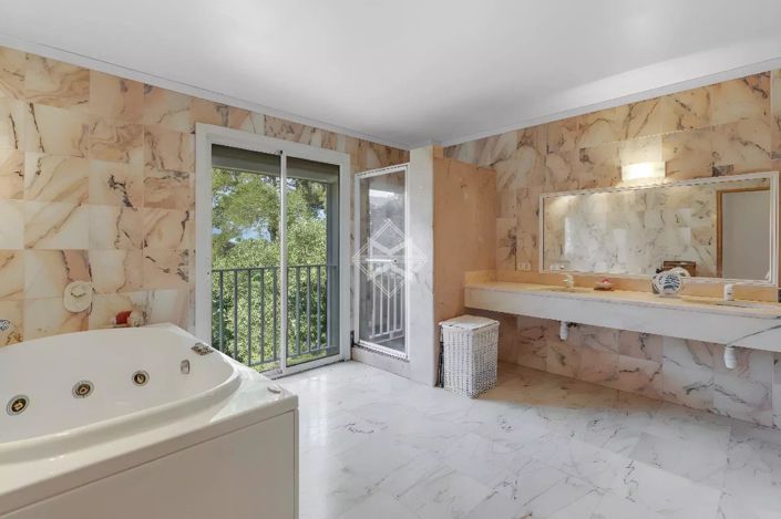 Image No.11-Maison de 4 chambres à vendre à Hyères