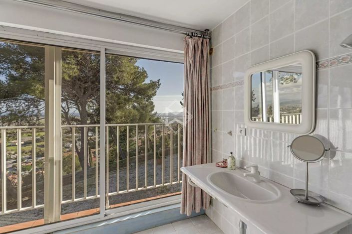 Image No.12-Maison de 4 chambres à vendre à Hyères