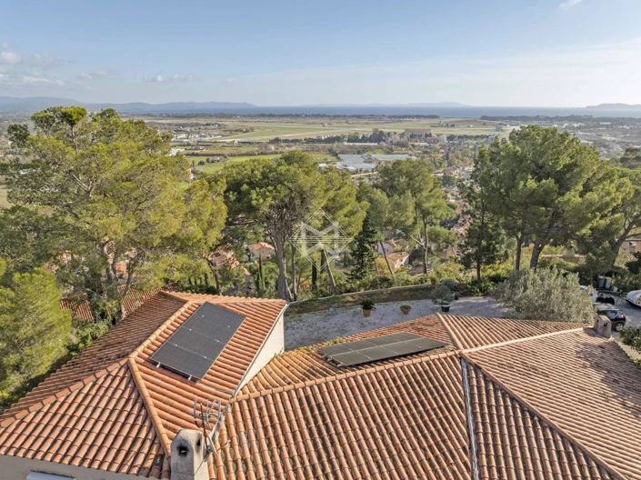 Image No.2-Maison de 4 chambres à vendre à Hyères