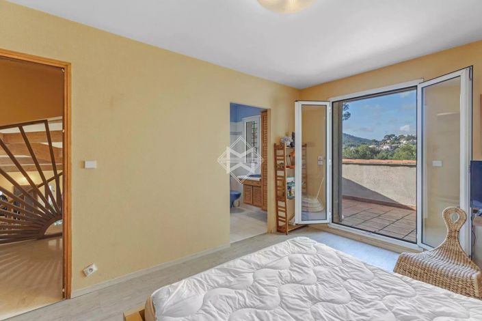 Image No.7-Maison de 4 chambres à vendre à Hyères