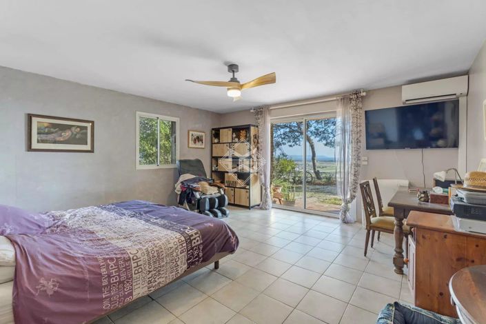 Image No.8-Maison de 4 chambres à vendre à Hyères