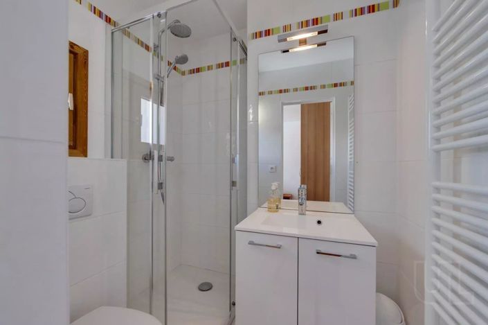 Image No.21-3 Bed Apartment for sale