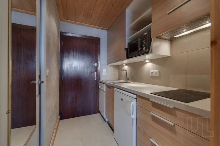 Image No.26-3 Bed Apartment for sale