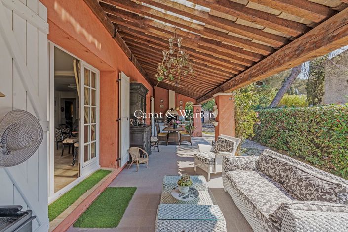 Image No.15-Propriété de 4 chambres à vendre à Saint-Raphael