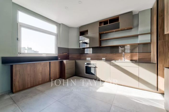 Image No.12-4 Bed Apartment for sale