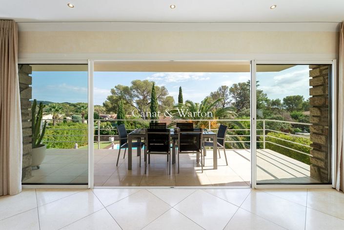 Image No.5-Maison de 6 chambres à vendre à Saint-Raphael