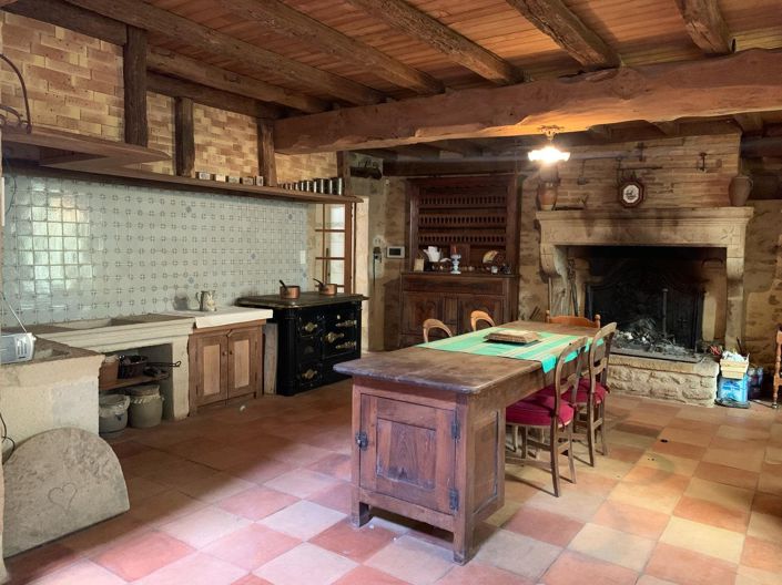 Image No.6-4 Bed House for sale